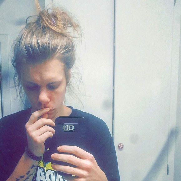 Meet your Posher, Peyton - Picture 1 of 1